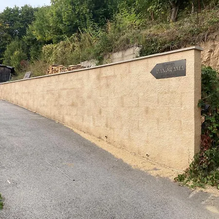 Panorama Apartment *